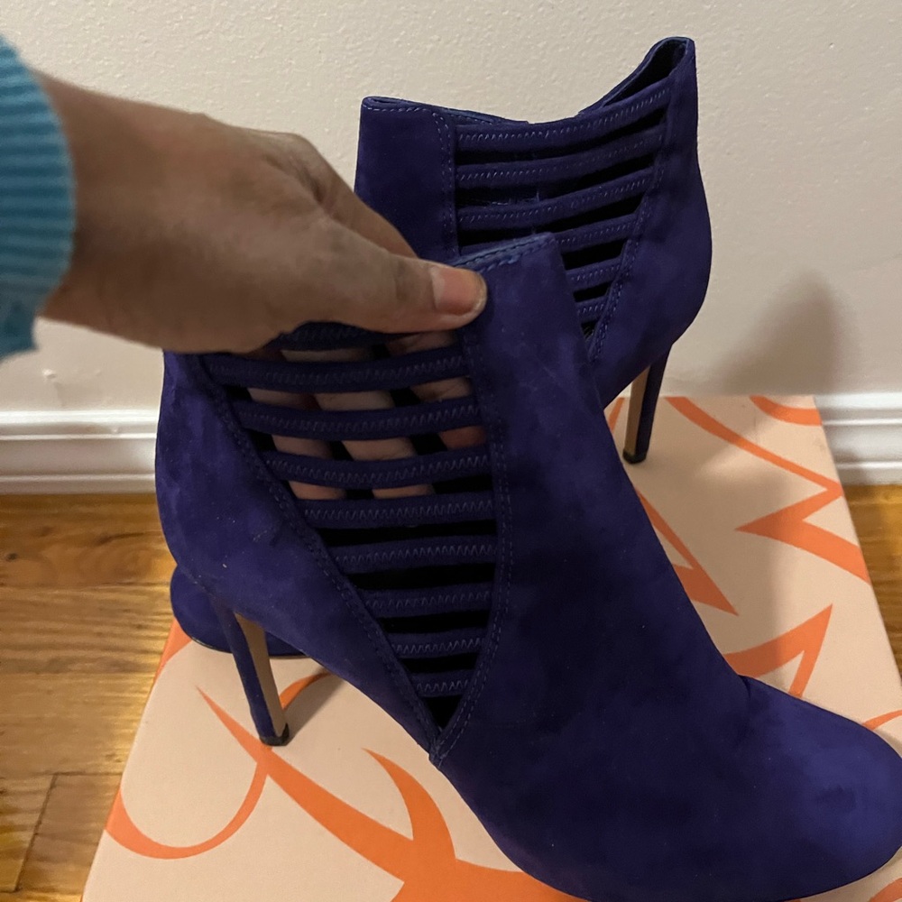 Via Spiga Deep Purple Heeled Boots - Picture 4 of 4